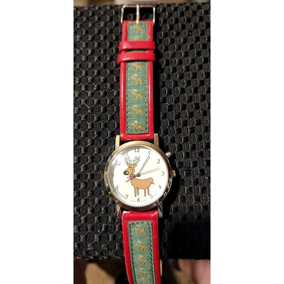 Reindeer Cahill & Co. Christmas Watch Red Green Reindeer Band Rare Holiday - Picture 1 of 8